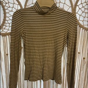Aerie long sleeve turtleneck